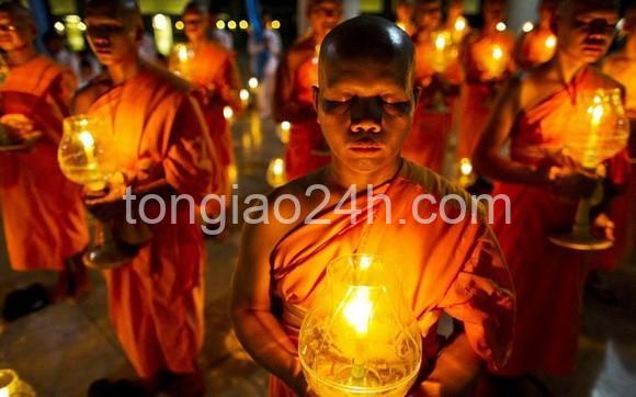 Hướng dẫn cách thức cầu nguyện trong Phật giáo